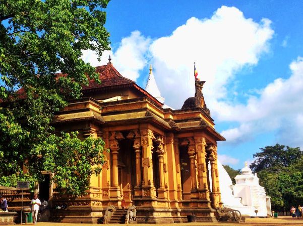 Kelaniya Raja Maha Vihara