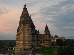 Chaturbhuj temple