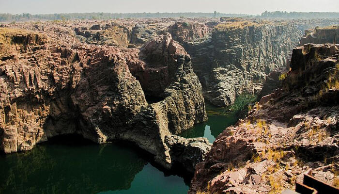 The Raneh Falls and Ken Crocodile Sanctuary