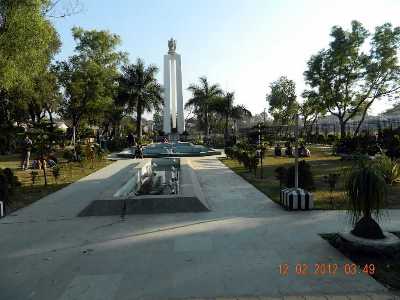 Shaheed Minar