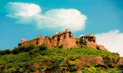 Raisen Fort