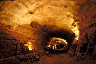 Phong Nha Cave