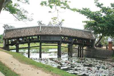 Than Toan Bridge